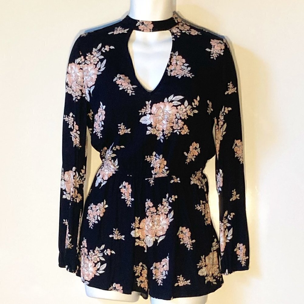 Aeropostale SZS Black Floral Romper Boho Festival Cottage Dark Romance Country